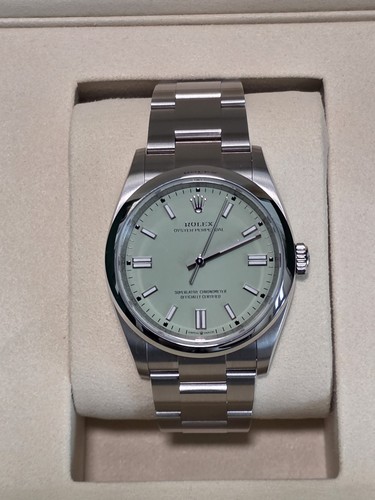 Rolex Oyster Perpetual 126000 36mm Pistachio