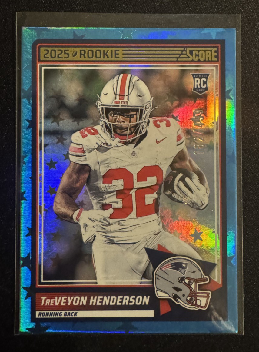 2025 Score - Rookies #59 Treveyon Henderson Stars /499 New England Patriots RC