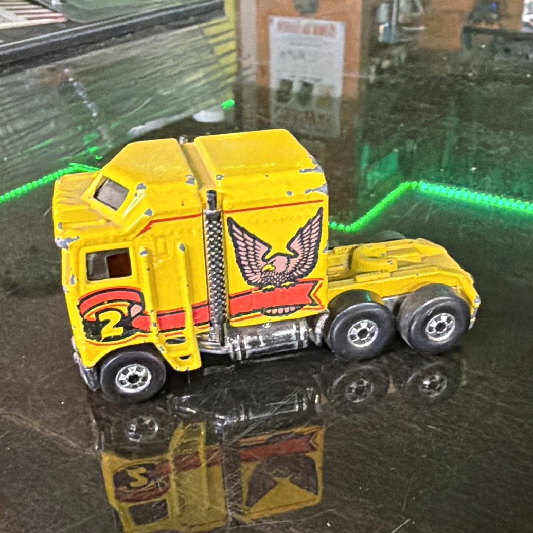 Hot Wheels 1982 Vehicle Year Vintage Manufacture Diecast Trucks