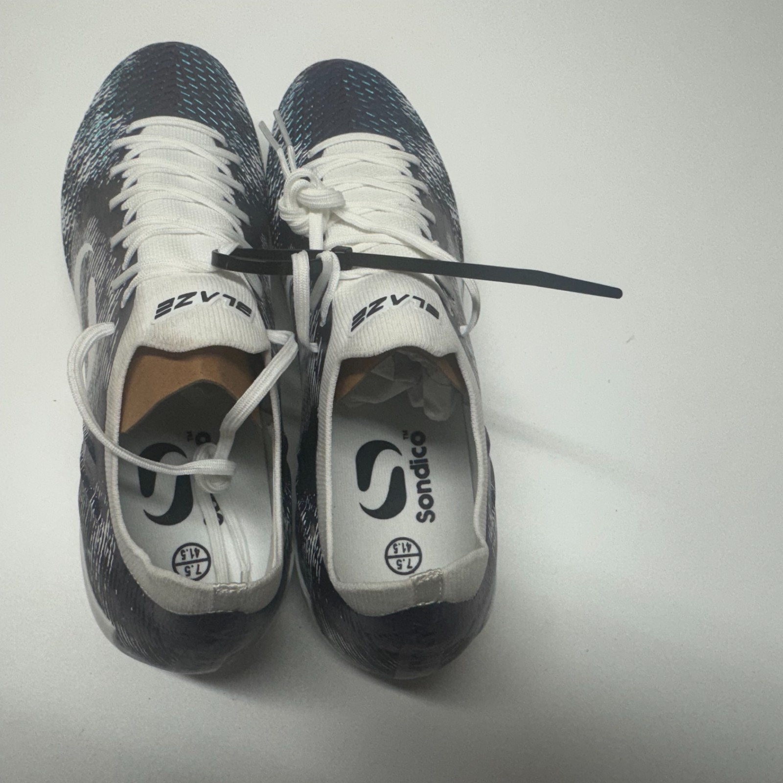 Sondico Football Boots UK 7.5 EU 41.5 Firm Ground White Navy image 3
