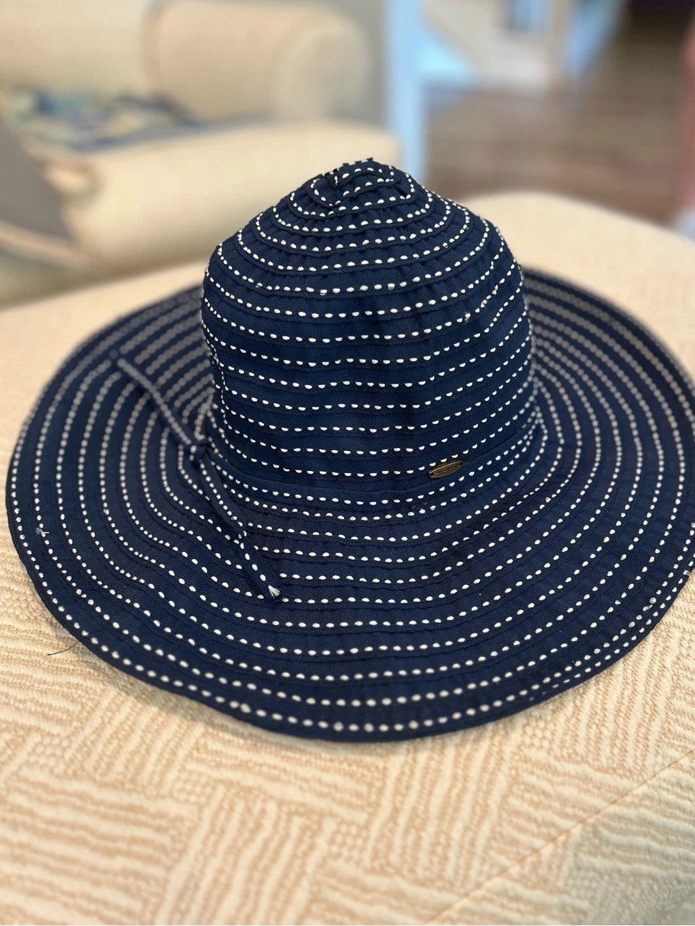 Scala Grosgrain Striped Nautical Sun hat with Bow. Beachy. Vacation. Preppy. EUC