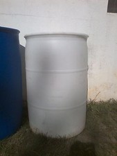 NO SHIPPING 1 white 35 Gallon plastic non food grade barrel / drum local pickup