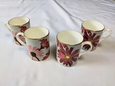 Set of 4 SPODE Fine Bone China ENGLAND Y8545-L Gerber Daisy Coffee Mugs FLORAL