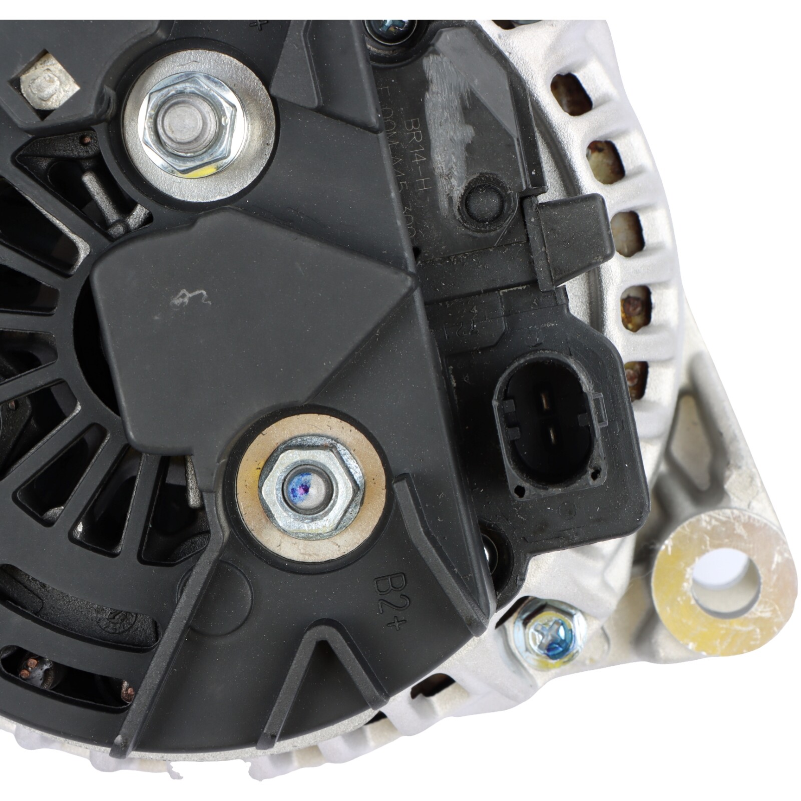 Alternator 120A 13884 For 2001-2005 Mercedes-Benz C240 CLK320 ML320 SLK320 2.6L