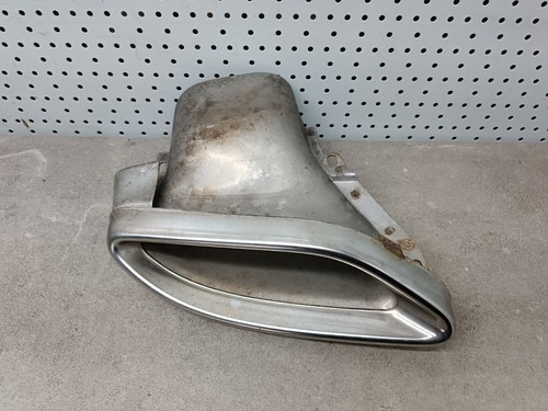 Mercedes AMG C-Klasse W205 C238 R231 GLC W253 Auspuffblende rechts A2054900400 - Bild 2 von 5