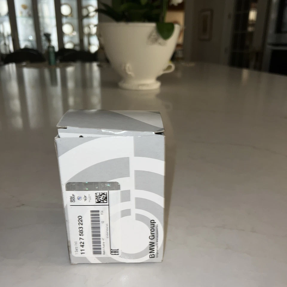 Filtro de aceite BMW 11427583220 para motor de 8 cilindros N63 Foto 2 de 2