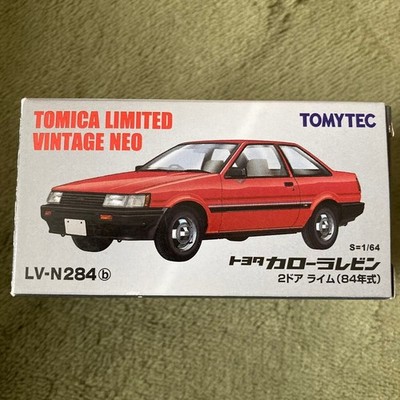Tomica Limited Vintage NEO Toyota Corolla Levin 2 Door Lime Modellauto