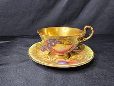 Aynsley C746 Orchard Fruit Gold Tea Cup & Saucer