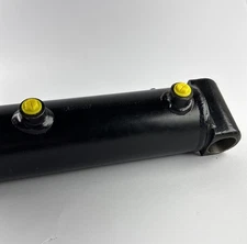 Hydraulic Welded Cylinder C6031498 105082 18" Retracted thumbnail 5