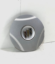 2000-2004 Buick Regal Wheel Center Cap Painted Silver 9593588 Oem 2000-2004 Buick Regal Wheel Center Cap Painted Silver 9593588 Oem