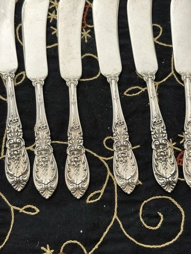 International 6 Sterling Richelieu Butter Spreaders