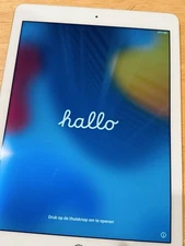 iPad Air 2 Gold 128 GB (Used) ~ Needs New Battery Otherwise Works Well ~Nice