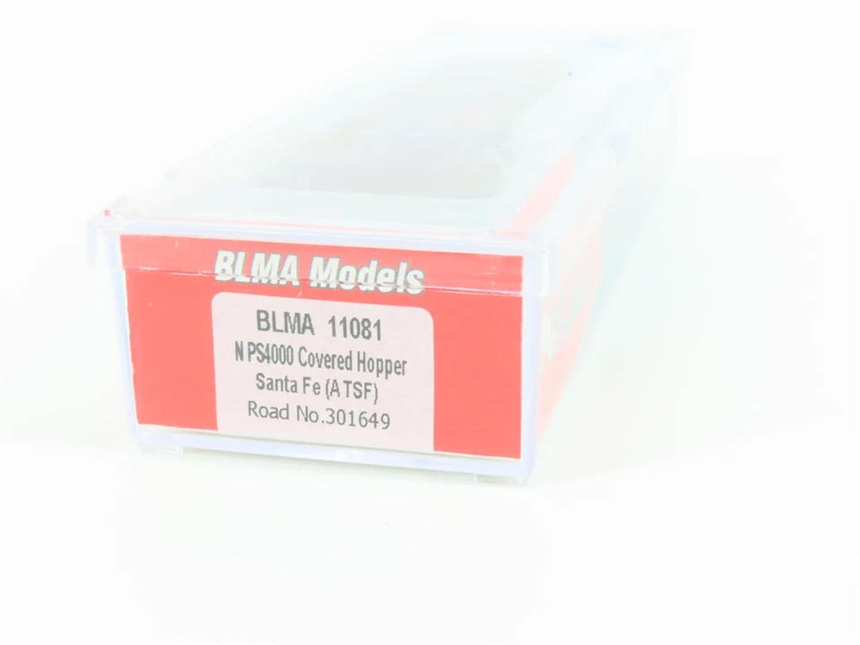 N Scale BLMA Models 11081 ATSF Santa Fe 3-Bay Covered Hopper #301649 - Image 4 of 4