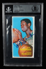 Bob Dandridge Signed 1970-71 Topps #63 (BGS) Rookie Card