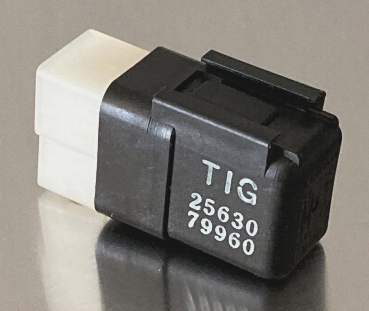 1995-2015 NISSAN OEM MIYAMOTO HORN RELAY TIG 25630 79960 12V 15 