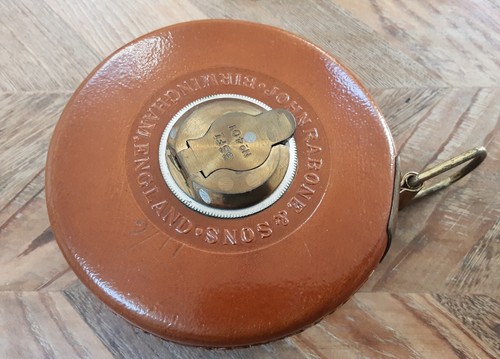 Vintage John Rabone 33' Leather, brass and woven measuring tape, Made in England - Picture 2 of 14