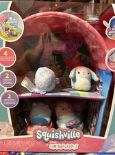 Jazwares Squishmallows Squishville: Play Palace - Gianna, Banks, Oshun, Giovana