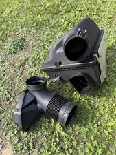 BMW M240I F22 2018 AIR FILTER BOX HOUSING 8601678