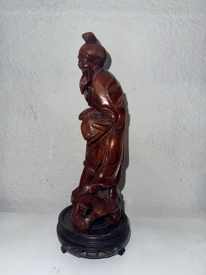 Highly Detailed Finely Carved Qing Dynasty Carved Rose Boxwood Fisherman - Image 3 of 4