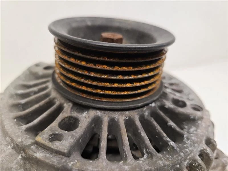 Alternador Jeep Wrangler 2001-2006 4,0 L 56041864 01-06 Foto 3 de 4