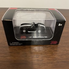 Malibu International 1965 Shelby AC Cobra 1/87 Black with White Stripes NIB