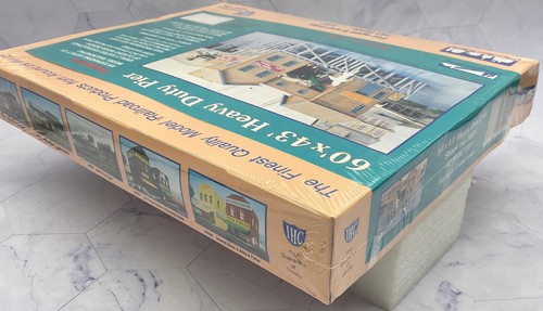 IHC #5501 - 60' x 43' Heavy Duty Pier Kit HO Scale ~ Sealed - Picture 9 of 10