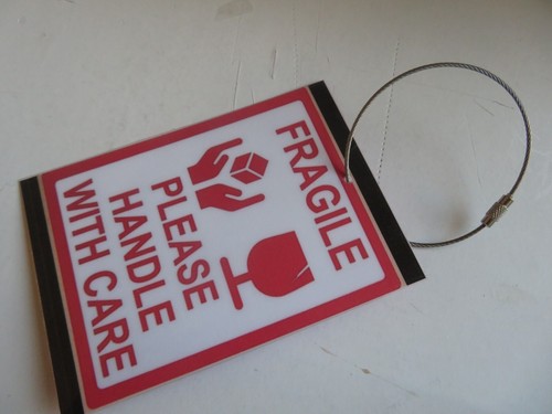 LUGGAGE TAGS LOT OF 3- FRAGILE HANDLE WITH CARE - 5 X 4, LAMINATED, LIGHT WEIGHT - Picture 2 of 9