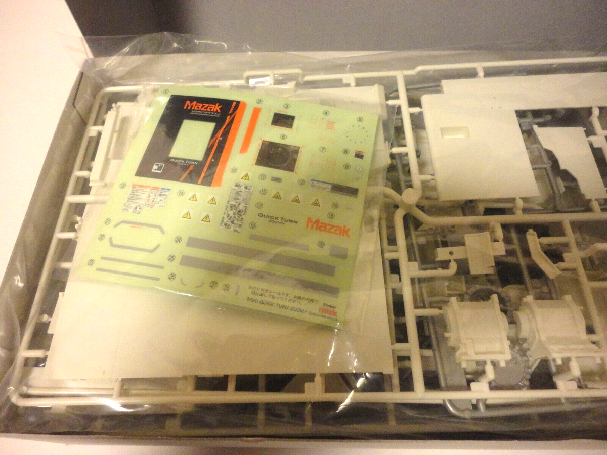 rare/Yamazaki Mazak CNC Lathe QUICK TURN 200MY 1/20 scale plastic