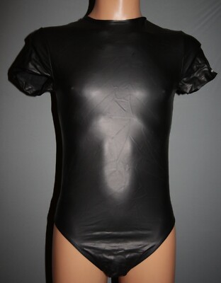 MANSTORE M2222 Zipped Body  black  M L