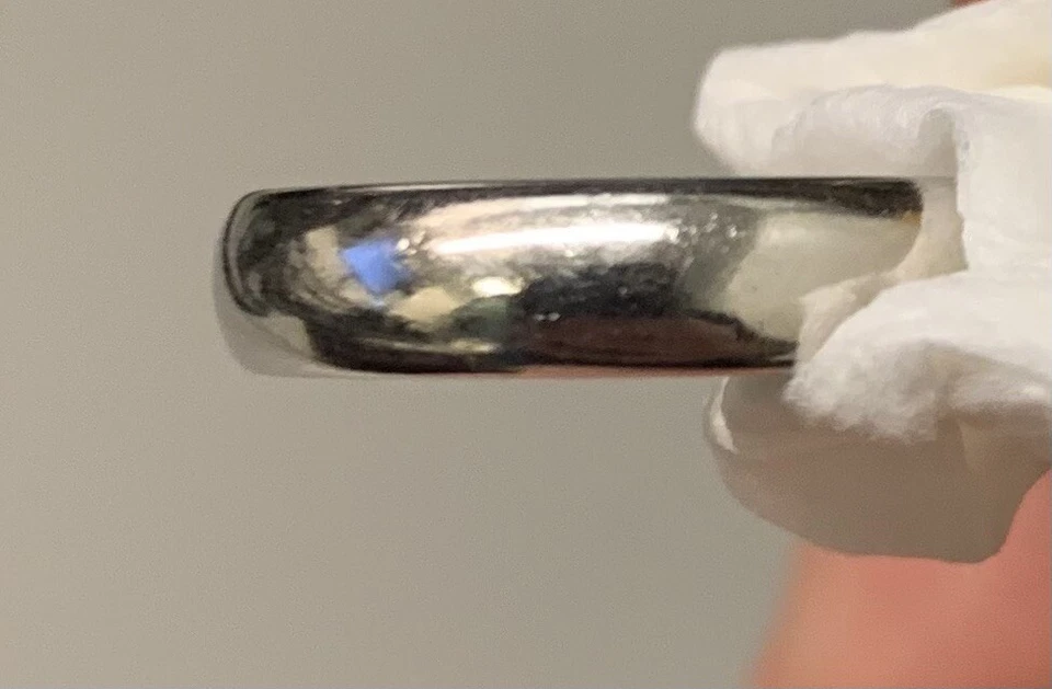 Aliança de casamento Tiffany & Co platina 4,5 mm para sempre tamanho 7 - Imagem 2 de 4