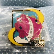 Wells Fargo Bank Hot Air Balloon Team Lapel Pin w/ Miss Penny Pig NOS 