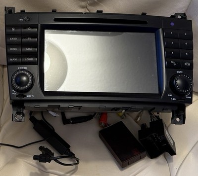 Original Mercedes W203 Radio Command 2.0 CD Navigation C-Klasse 2-DIN Head Unit