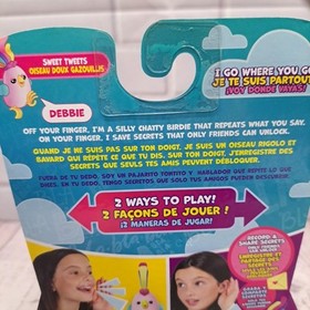 Fingerlings Sweet Tweets Interactive Bird: Debbie, Record & Play Secret Messages