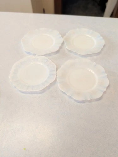 Macbeth Evans, Monax, American Sweetheart Depression glass bread plates Set Of 4