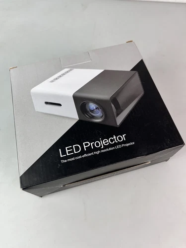 Artlii Mini LED / LCD Portable Pocket Projector YG300 HDMI - Black
