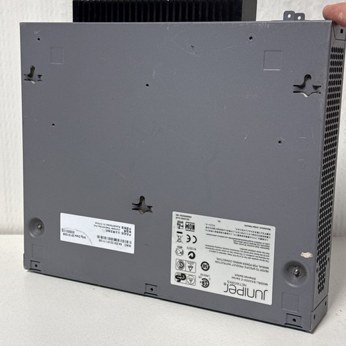 Commutateur compact PoE+ Juniper EX2200-C 12 ports 10/100/1000BASE-T - P/N: EX2200-C - Photo 5/5