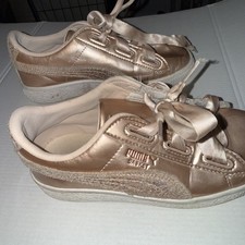 Puma Suede Heart Kids Shoes Rose Gold Ribbon Laces Size 2C
