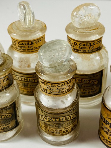 Lot (9) Antique LD Caulk SS White Dental Glass Bottles w/ Stoppers porcelain - Picture 4 of 12