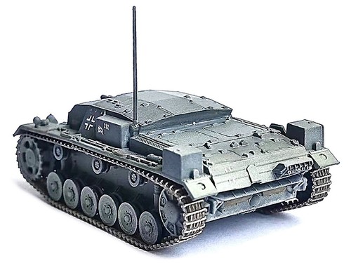GERMAN STUG III AUSF.B TANK "EASTERN FRONT" 1/72 MODEL BY DRAGON MODELS 63272 - Picture 3 of 4
