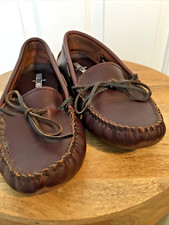 Minnetonka Women's 698 - Dark Brown Classic Driving Moc size 8