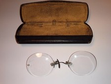 Very old Optical Eye glasses Clip On with original case
