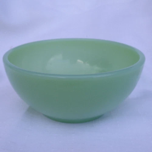 Fire King Cereal Chili Bowl Jadeite Green 5 inches