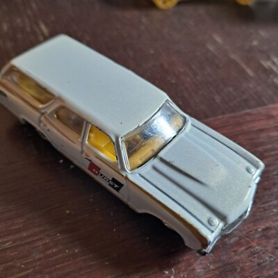 HOT WHEELS WORKSHOP 70 CHEVROLET CHEVELLE SS WAGON HURST weiß Scheiben gelb