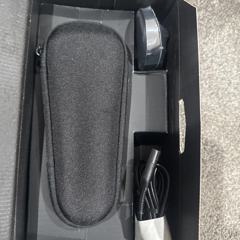 Braun Series 9 Pro Men's Electric Shaver with Power Case - Image 3 of 4