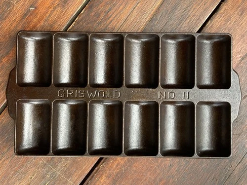 Griswold Cast Iron Wide Band #11 French Roll Pan