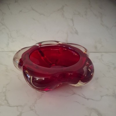 Atemberaubende Vintage rubinrote Glasschale/Schüssel 
