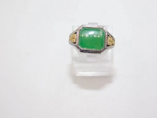 VINTAGE MEN'S RING~SILVER PLATE/GREEN JADEITE~SIZE 10.5