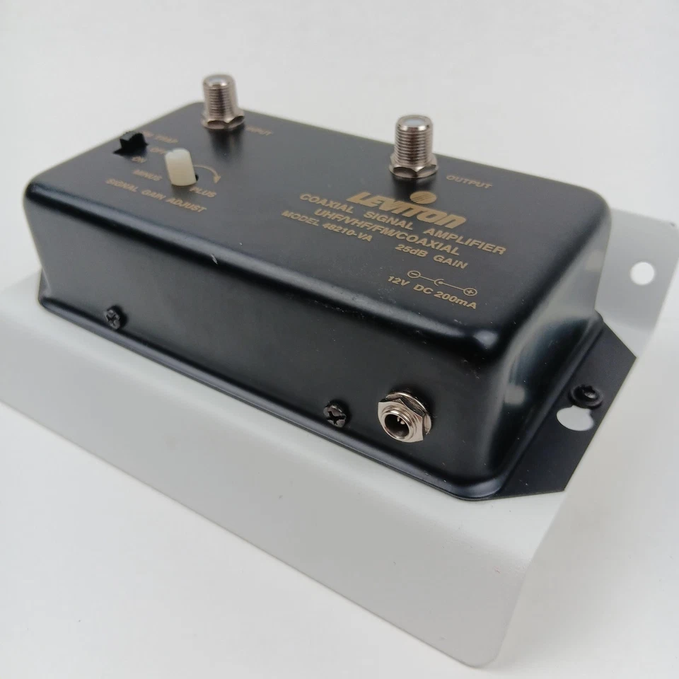 Leviton Coaxial Signal Amplifier UHF VHF FM Model 48210-VA 25dB Gain 12V DC - Image 4 of 4