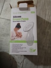 Eco Inspired Silicone Manual Breast Pump 90ml/3oz, Heart Stopper  Cap Set