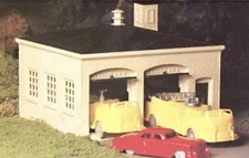 Bachmann 45610 O Scale Plasticville Fire Station with Car/Truck Building Kit HH